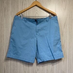 Ted Baker London Men’s Tailored Shorts
Size: 36R